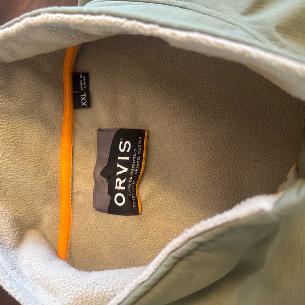 Orvis Vest. Size XXL. In Like New Condition. No rips, stains or signs of wear. - Picture 7 of 9